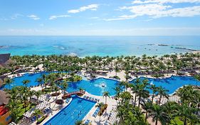 Barcelo Maya Tropical